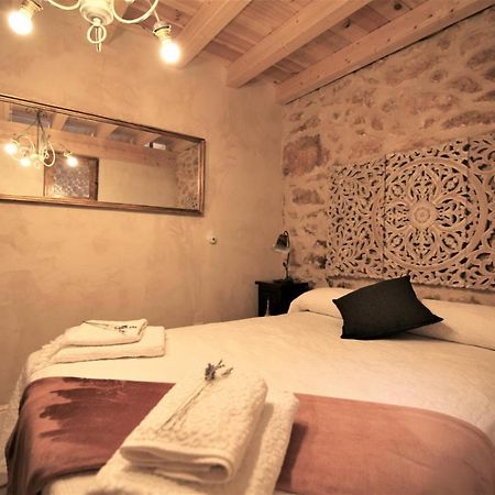 Wabisabi Townhouse Villa Montejo de la Vega de la Serrezuela Exteriör bild