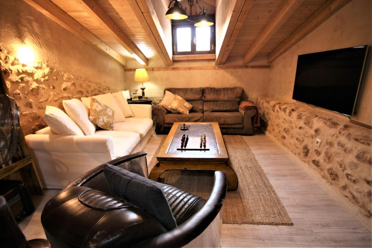 Wabisabi Townhouse Villa Montejo de la Vega de la Serrezuela Exteriör bild
