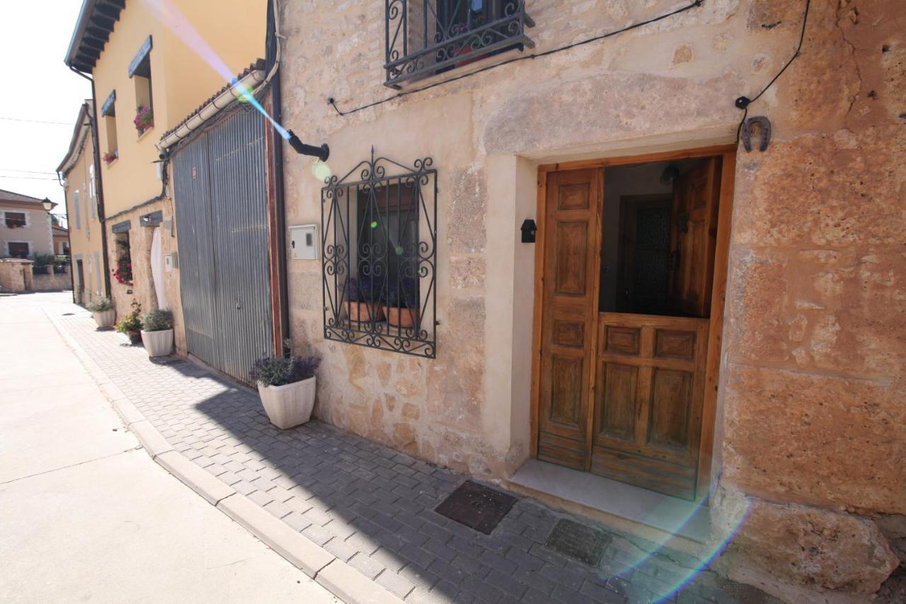 Wabisabi Townhouse Villa Montejo de la Vega de la Serrezuela Exteriör bild