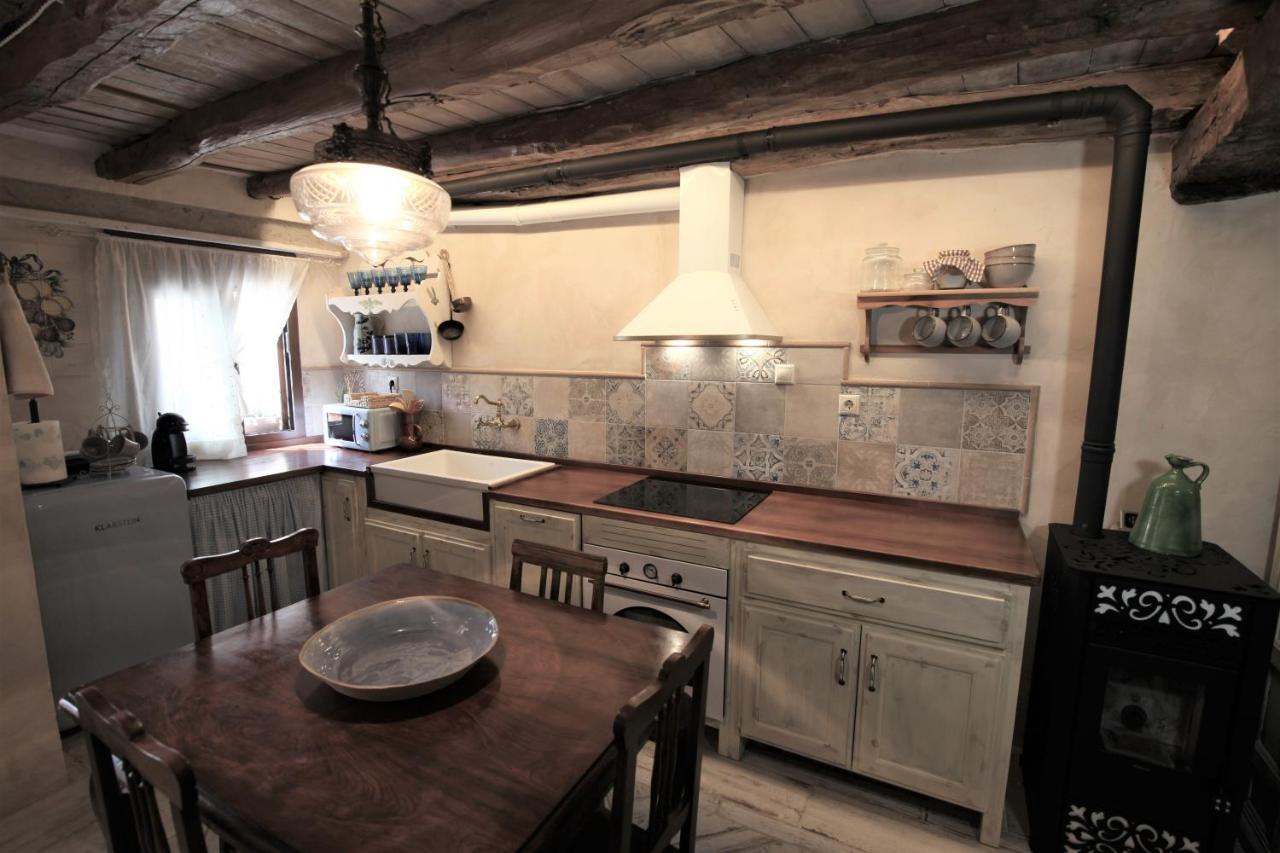 Wabisabi Townhouse Villa Montejo de la Vega de la Serrezuela Exteriör bild